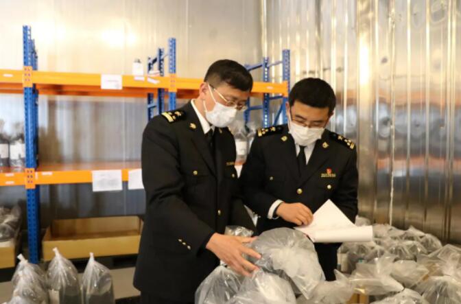 <a href='http://www.shecw.cn' title='危險品運(yùn)輸' >危險品運(yùn)輸</a>